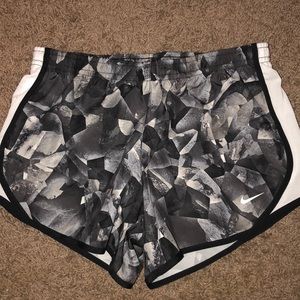 Brand new Nike shorts, never been worn no tags